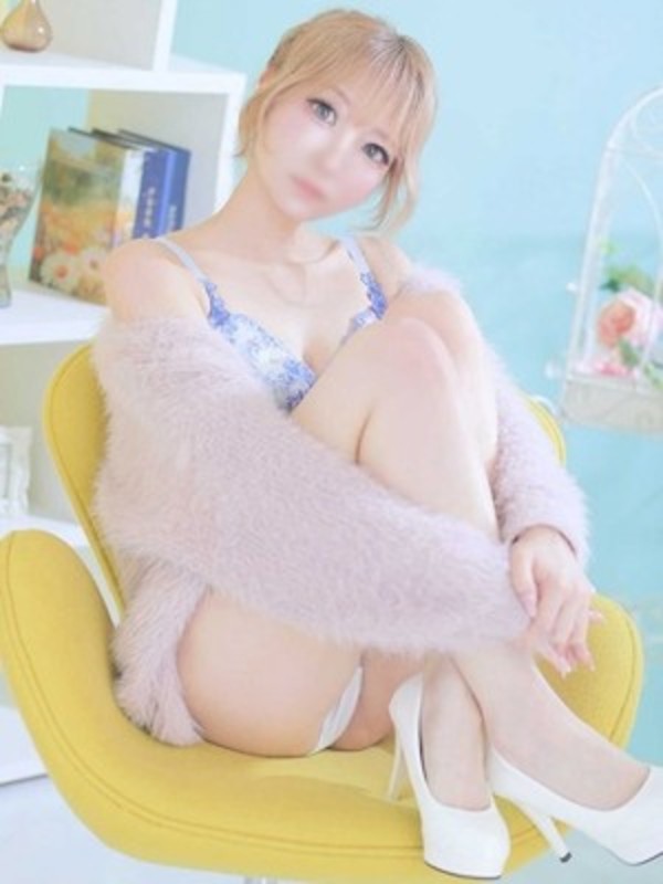 あかりさんの写真3枚目