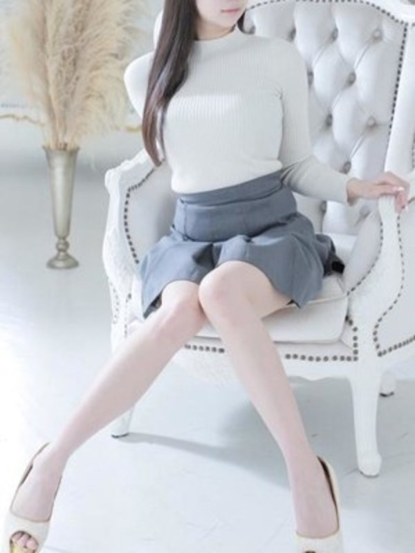 二岡さつきさんの写真3枚目