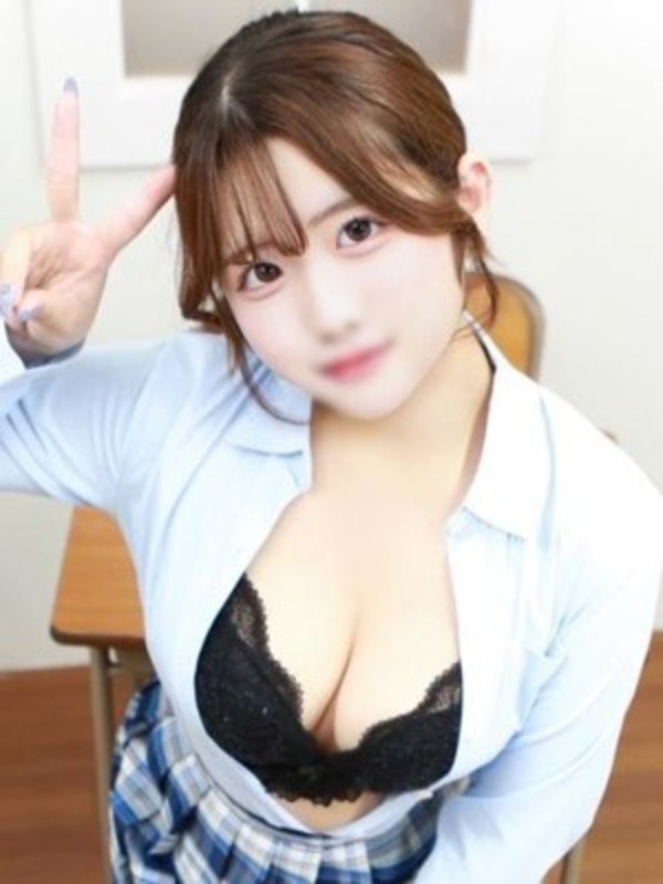 白石はるかさんの写真3枚目