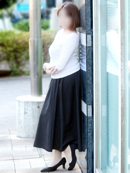 ☆新人☆美脚過ぎる美人奥様「ゆか」さんご案内枠ございます♪